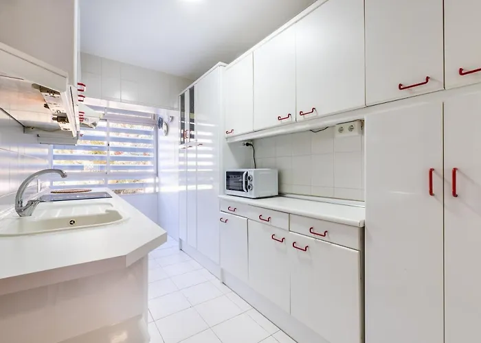 Eurosol Carihuela * Торремолинос